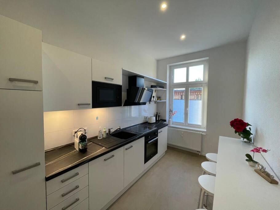 Lucky Ls08 - Vollausstattung - Zentrum - Aufzug - Grosse Kueche - 2 - Smart-tv Apartment
